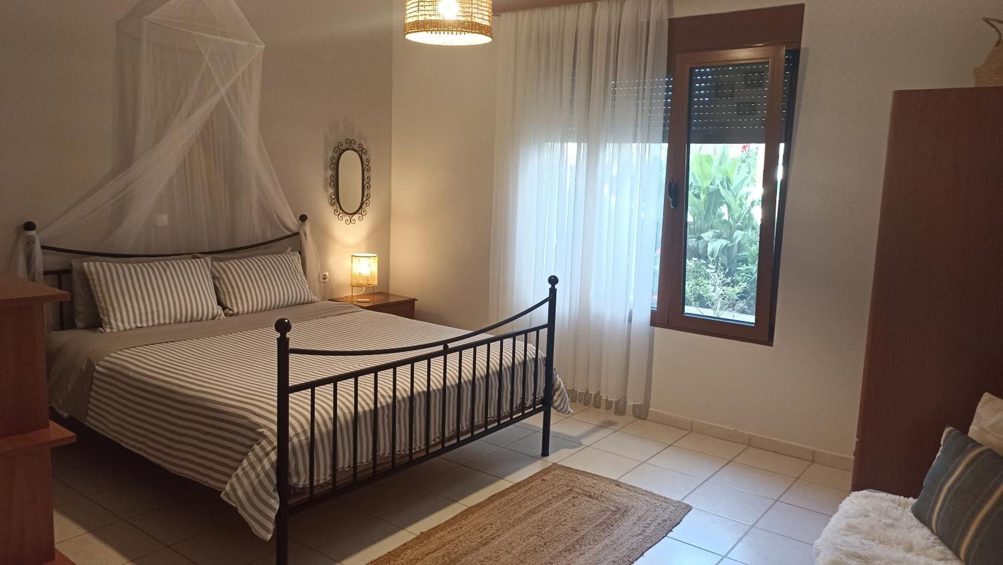 Charming Garden Apartment Rhodes City